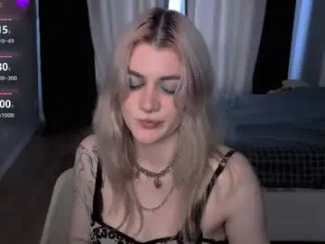 Eshleeeygreen  live sex cam