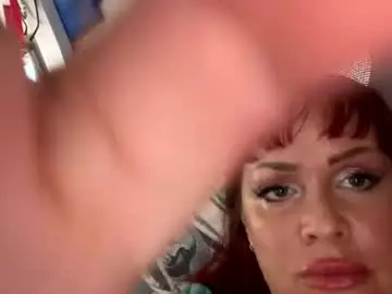 Lolaley2  live sex cam