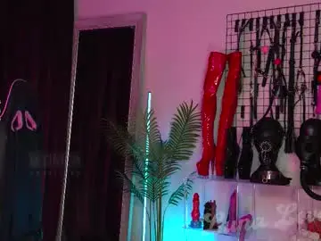 Luna_love_lace  live sex cam