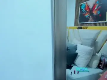 Luna_naughty1  live sex cam