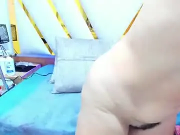 Luna_naughty1  live sex cam