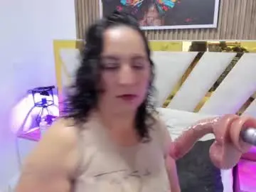 Luna_naughty1  live sex cam