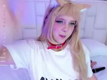 Nanaosaky  live sex cam