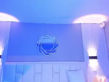 Nanaosaky  live sex cam