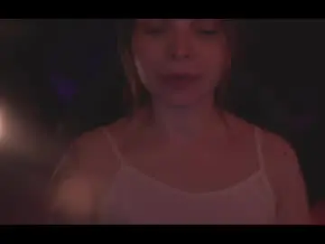 Running_with_the_wolves  live sex cam