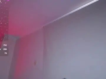 Sami_spanks  live sex cam