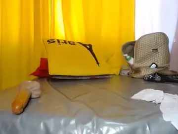 Scarlethot4ux  live sex cam