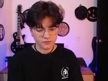 Soph_ie1  live sex cam