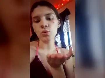 Wetlilys  live sex cam