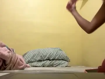 Ylle_red  live sex cam