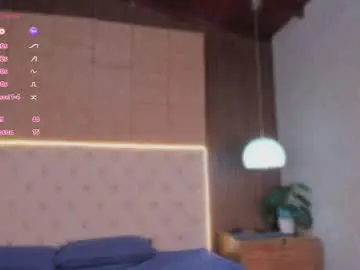 Apriilfox  live sex cam