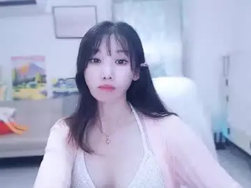 Candy8998  live sex cam