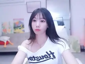 Candy8998  live sex cam