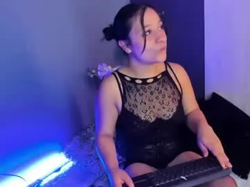 Emiilyrousee_  live sex cam