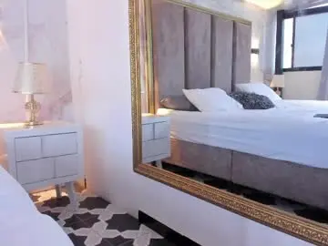 Emiilyrousee_  live sex cam