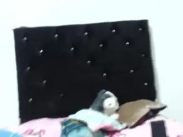 Kellyandkataleya  live sex cam