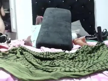 Kellyandkataleya  live sex cam