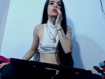 Kellyandkataleya  live sex cam