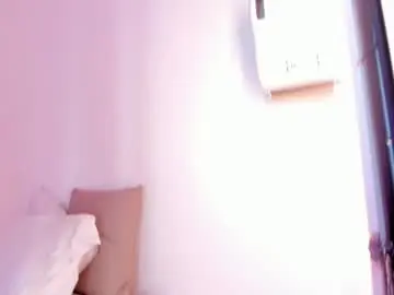 Lauramontes_  live sex cam