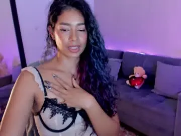 Lexy_fox2  live sex cam