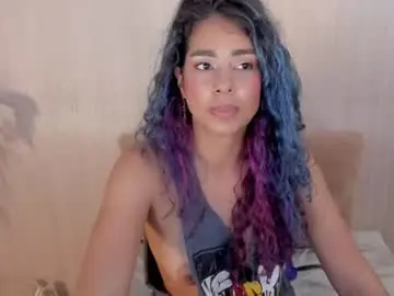 Lexy_fox2  live sex cam