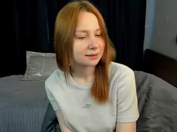 Lola_raivis_  live sex cam