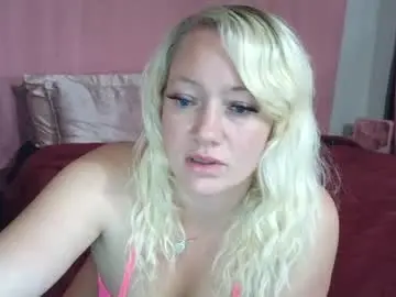 Luxuriousbunny  live sex cam