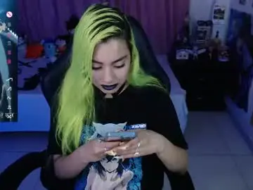 Lyli3_4  live sex cam