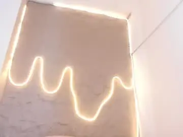 Mia_bleze  live sex cam