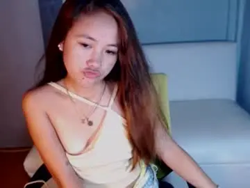 Prettyhotshakira  live sex cam