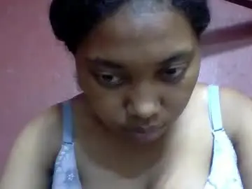 Tahiriniah  live sex cam