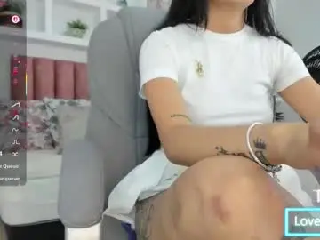 Tati_saldarriaga  live sex cam