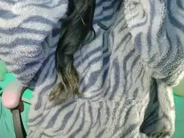 Urbaby6irl  live sex cam