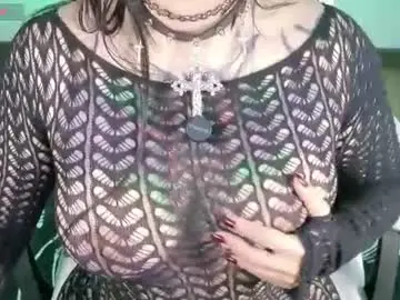 Urbaby6irl  live sex cam