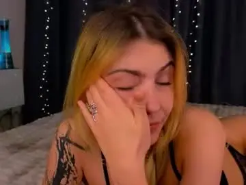 _a_n_n_y_  live sex cam