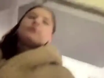 Amineagle  live sex cam