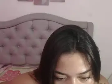 Channelcollins  live sex cam