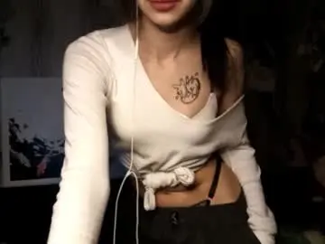 Eleonoreyouree  live sex cam