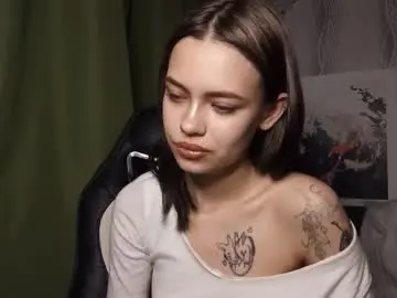 Eleonoreyouree  live sex cam