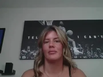 Elindsey85  live sex cam