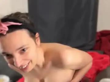 Hello_katieee  live sex cam