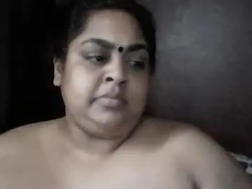 Indianpooja1027  live sex cam