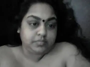 Indianpooja1027  live sex cam