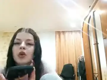 Lenitalaska  live sex cam