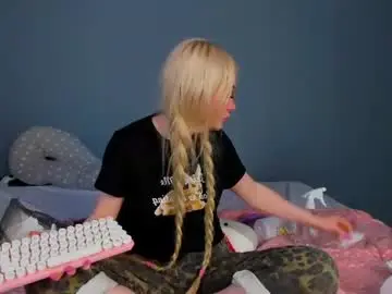 Lillie_berry  live sex cam