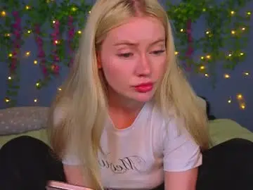 Lillie_berry  live sex cam