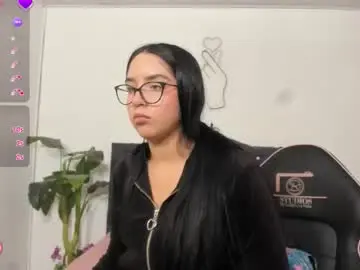 Milah_tay  live sex cam