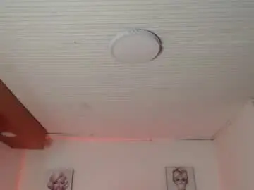 Milly_1_  live sex cam