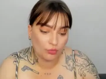 Nikkirise  live sex cam