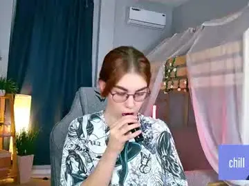 Seraphineduskryn  live sex cam